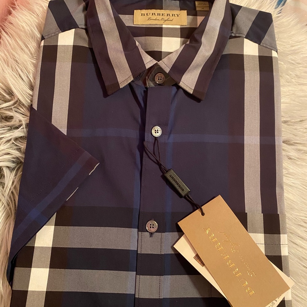 Burberry Mens Short Sleeve dressy shirt